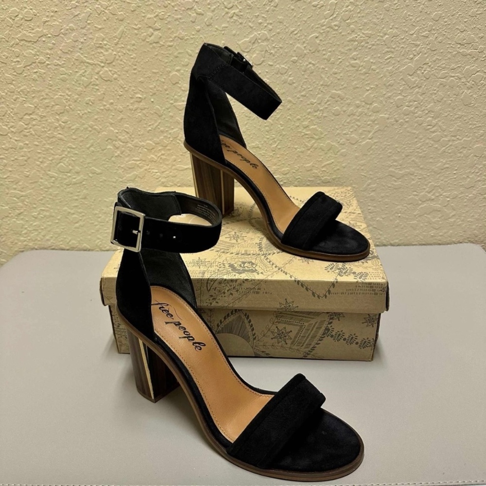 FREE PEOPLE Serenity Black Suede Ankle-Strap Sandals Size 38